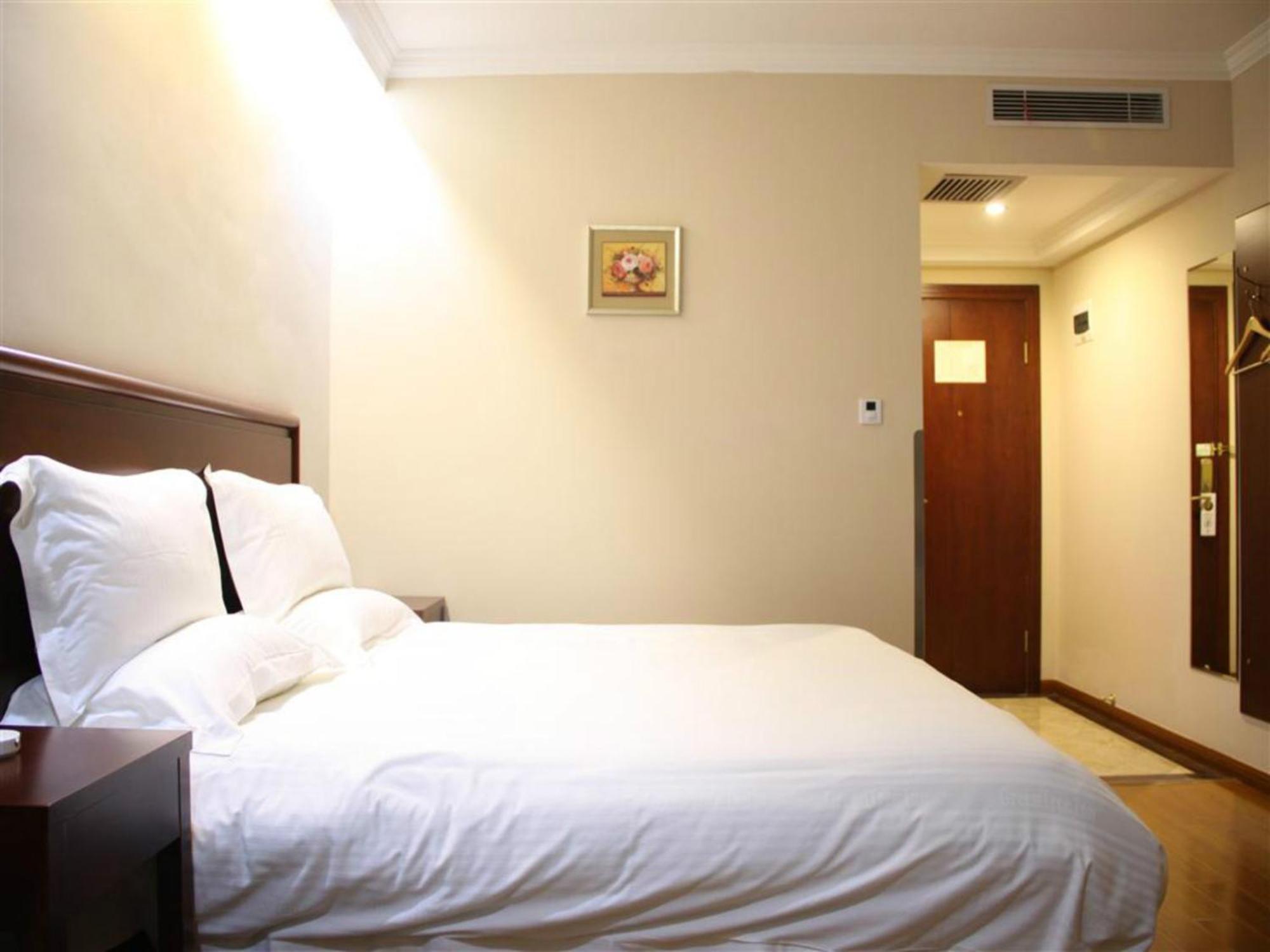 Greentree Inn Shanghai Zhongshan Hutai Hotel Exterior foto